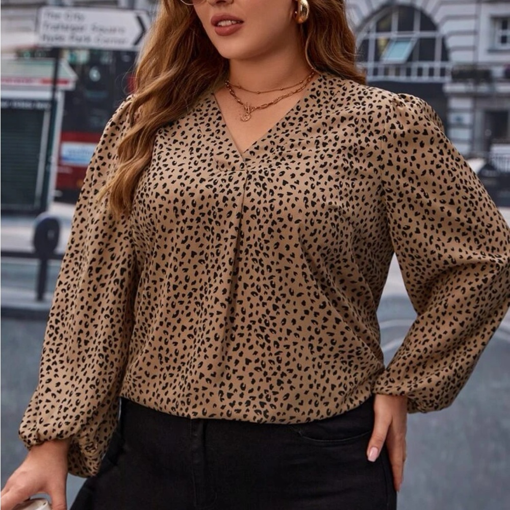 Boho Plus Size Leopard Print Lantern Sleeve Blouse - image 5